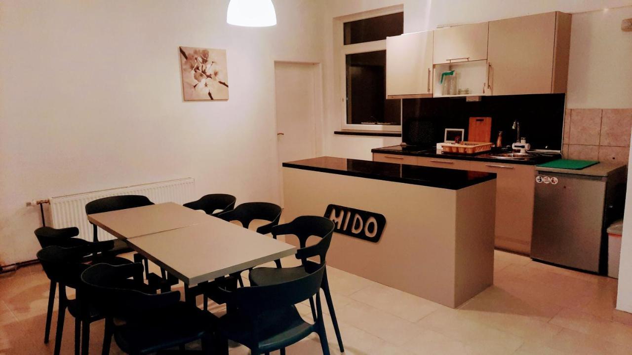 Apartments&Rooms Mido Visoko Exterior foto