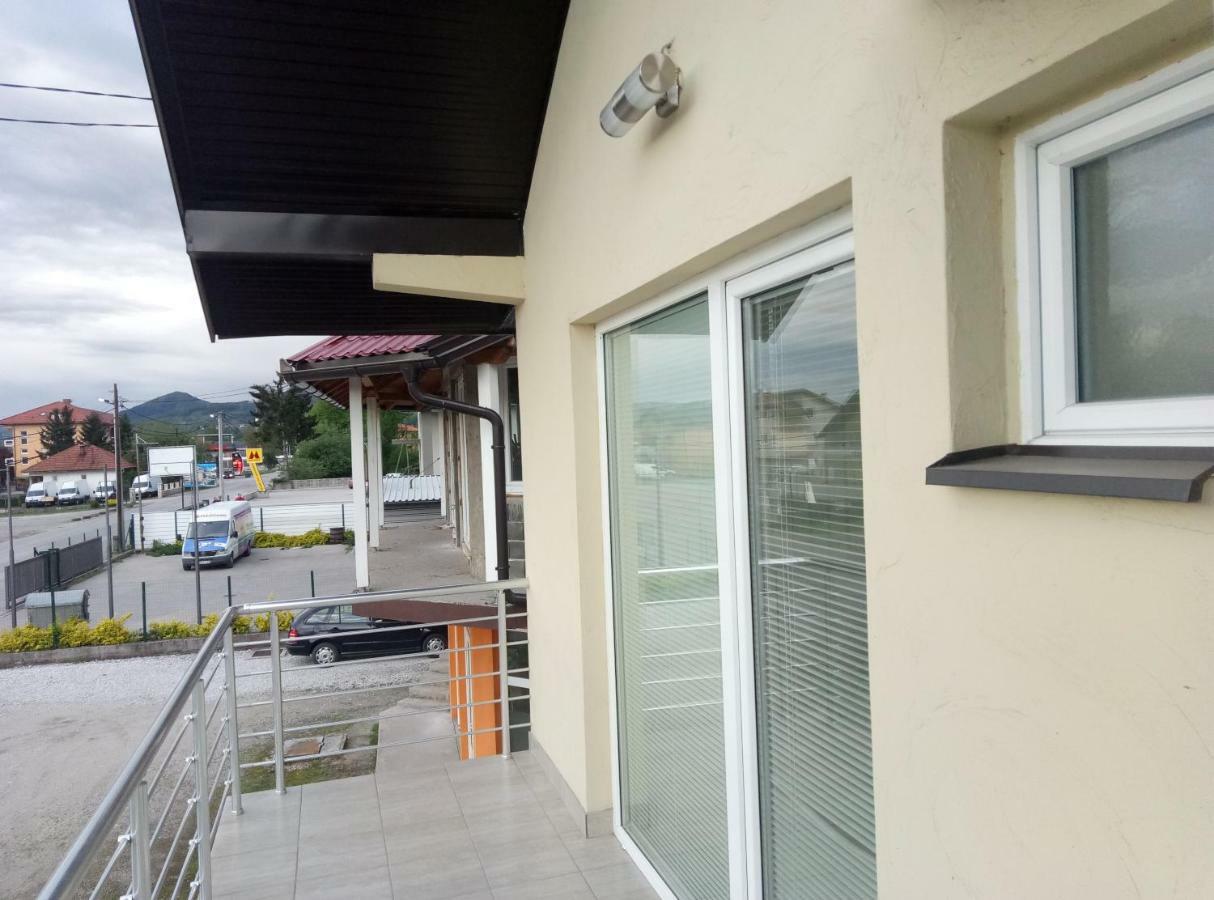 Apartments&Rooms Mido Visoko Exterior foto