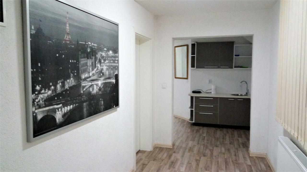 Apartments&Rooms Mido Visoko Exterior foto