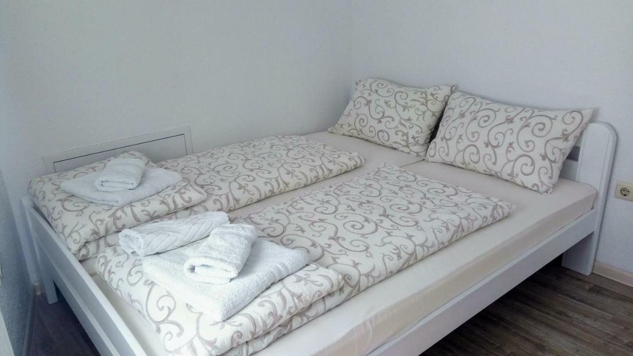 Apartments&Rooms Mido Visoko Exterior foto